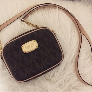 Michael Kors Jet Set Crossbody Purse